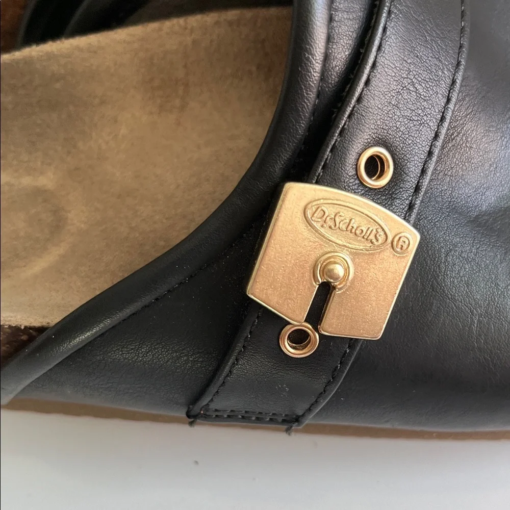 Dr. Scholl's Black Sandals with Gold Buckle - Picture 2 of 4